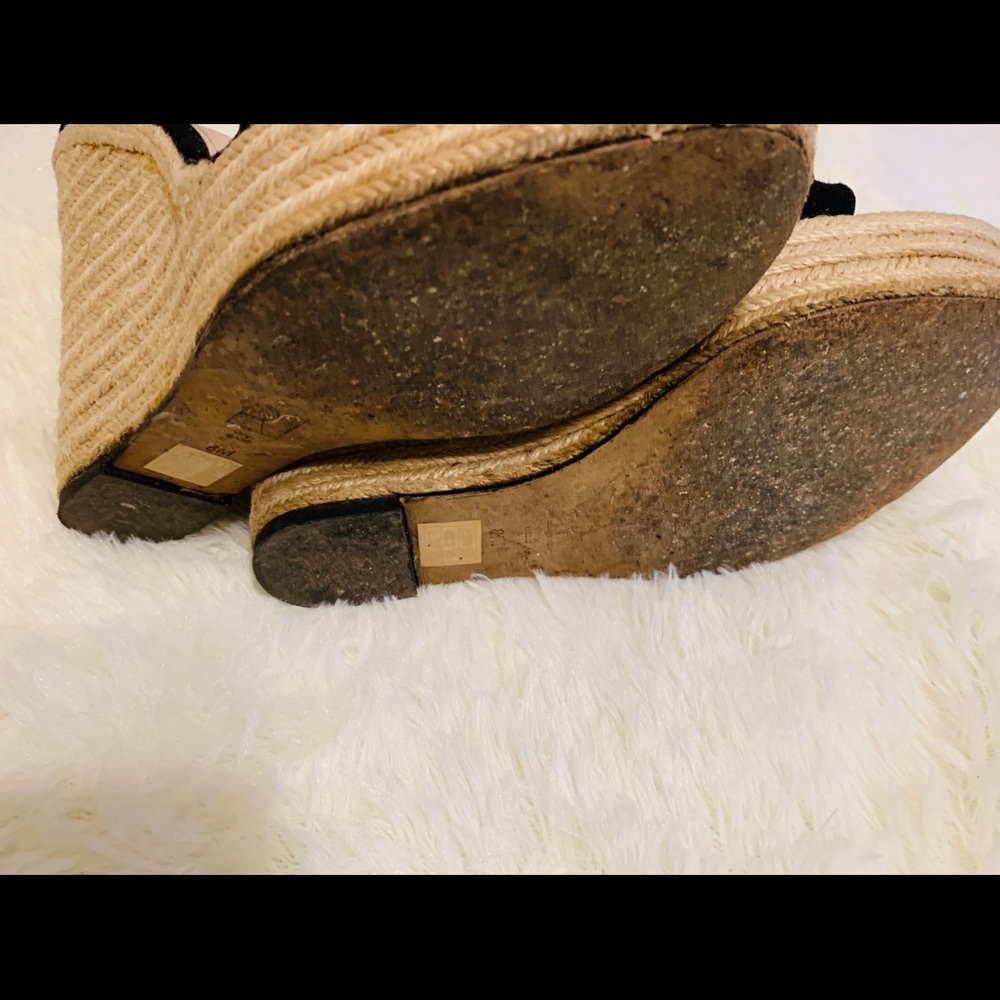 🌼PELLE MODA SANDALS🌼 - Picture 4 of 4